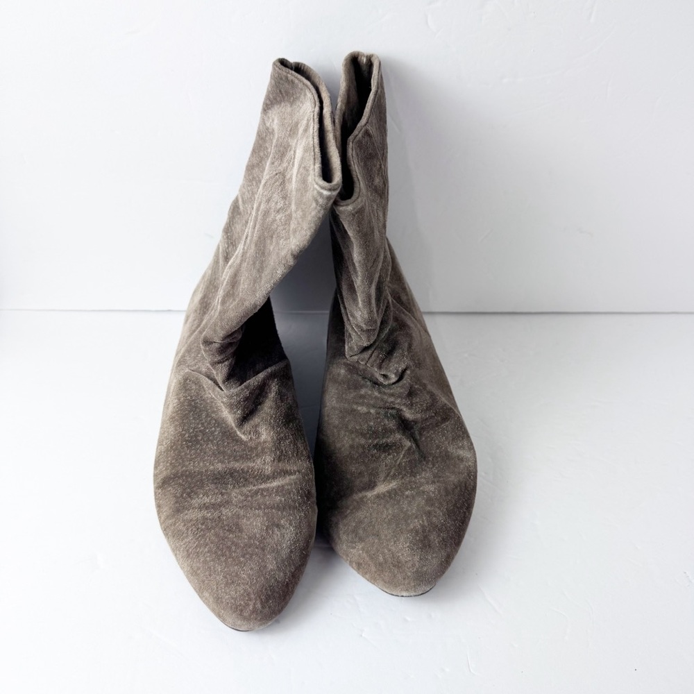 Vintage Newport News Brown Suede Flat Short Boots Women’s Size 8 - Picture 3 of 12